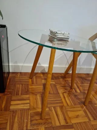 Mesitas de centro de cristal y madera