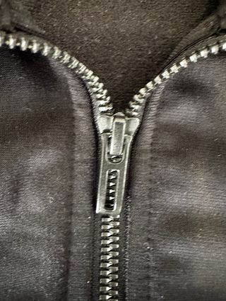 Chaqueta Adidas Negra y Blanca Talla M