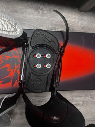 Tabla Snowboard Tijuana Eagle 150cm + Fijaciones