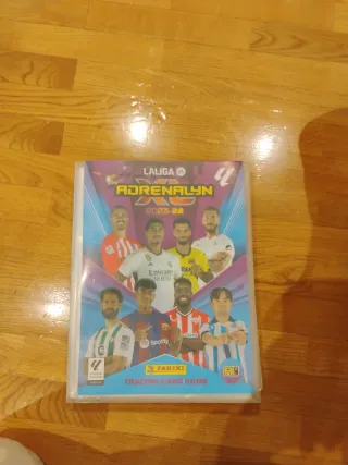 Álbumes de cromos UNO SUELTO 70€ TODOS JUNTOS 350€