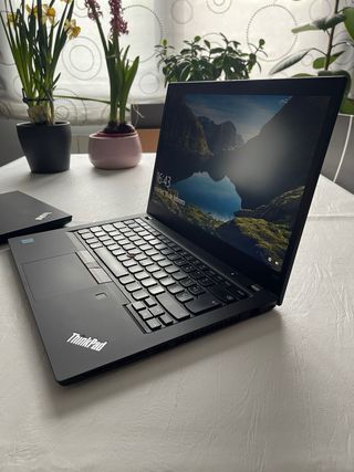 Lenovo Thinkpad T490 i7 16GB RAM 256GB SSD