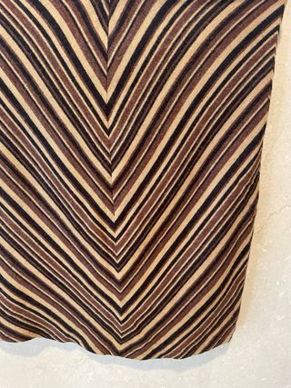 Falda de punto con rayas