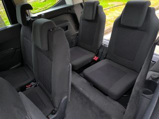 Peugeot 5008 1.6 e-HDI 115cv CMP 2013