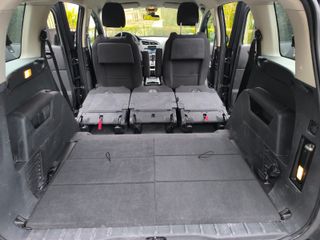 Peugeot 5008 1.6 e-HDI 115cv CMP 2013