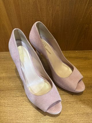 Zapatos de tacón peep toe