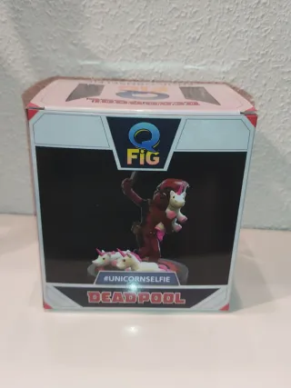 Figura QFig Deadpool con Unicornios