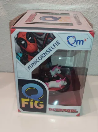 Figura QFig Deadpool con Unicornios