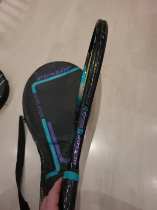 Raqueta Dunlop Revelation con funda