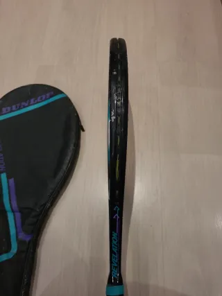 Raqueta Dunlop Revelation con funda