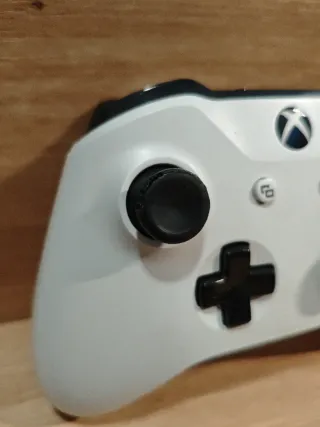 Mando Xbox One S Blanco