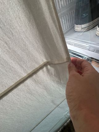 Estor enrollable con sistema