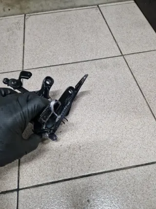 Patim Direito CBR 100R