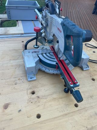 Ingletadora Bosch GCM 800 SJ
