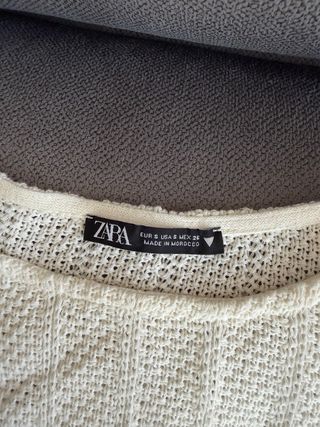Top punto Zara