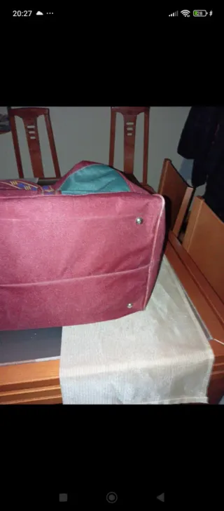Bolsa de viaje grande roja y verde