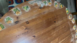 Mesa comedor vintage y 4 sillas