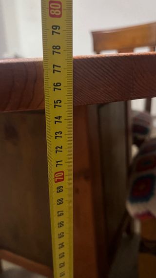 Mesa comedor vintage y 4 sillas