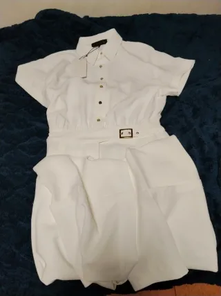 Mono blanco sin estrenar con etiqueta