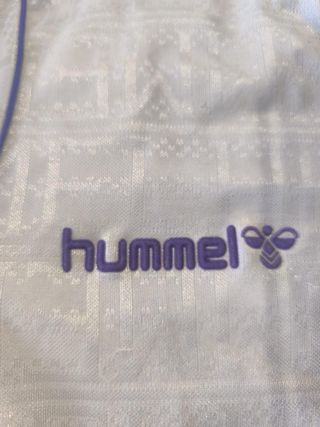 Camiseta Real Madrid Hummel Blanca