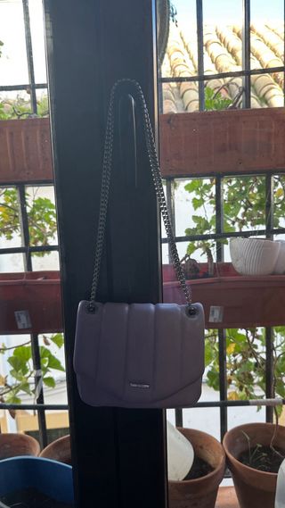 Bolso Bershka Lila Acolchado