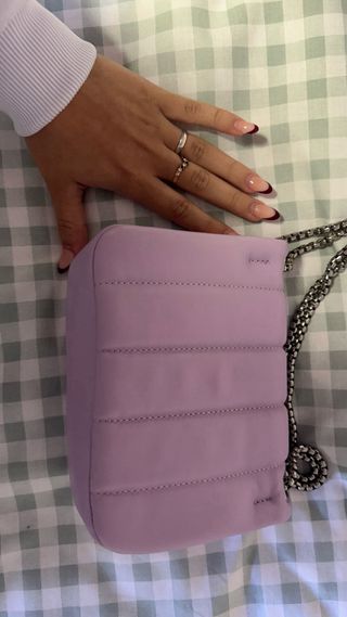 Bolso Bershka Lila Acolchado