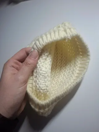 Gorro de lana tejido blanco