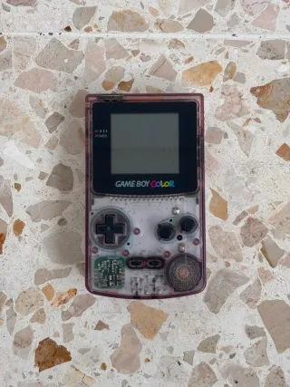Game Boy Color morada transparente funcional