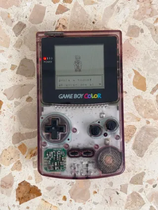 Game Boy Color morada transparente funcional