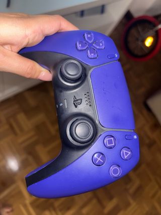 PS5 Slim + Cuffie + Fifa 24 + 2 controller (uno con drift)