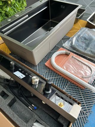 Fregadero Multifunción con Pantalla Digital y Kit de Accesorios en Acero Inoxidable