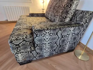 URGE VENDER Sillón XL tela estampado serpiente