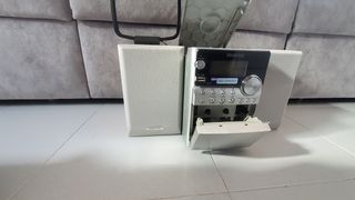 Equipo de música Kenwood CD/MP3/Radio