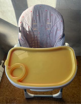 Trona bebé Olmitos con bandeja