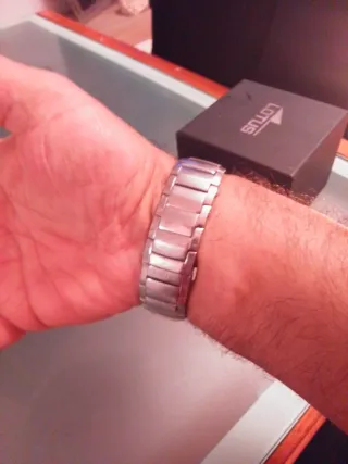 Reloj Lotus Hombre Rojo y Plateado