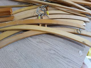 Set appendiabiti in legno e metallo