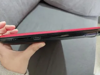 Portátil HP i3 Rojo