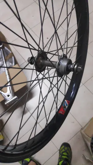 LLANTA AMBROSIO NEGRA BMX