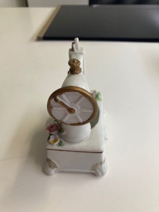 Máquina de coser porcelana vintage