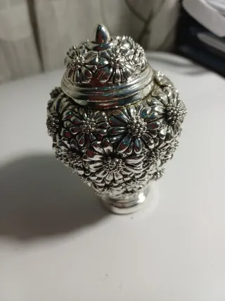 Elegante vasetto Stilarte laminato argento