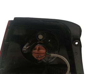 Piloto trasero derecho kia sorento 2.5 crdi 230787