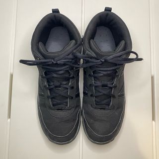 Botas de montaña Quechua negras