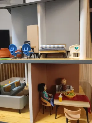 Casa de muñecas moderna perfecta para regalo