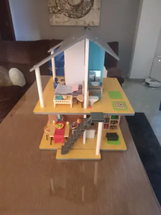 Casa de muñecas moderna perfecta para regalo