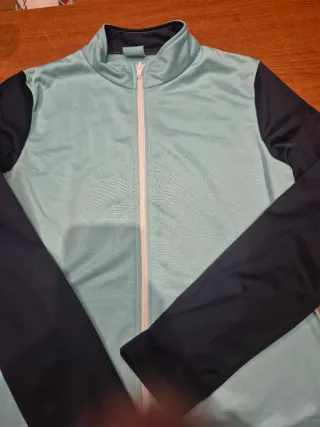 2 Chaquetas Chándal Domyos talla 10 años