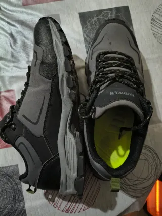 Calzado de montaña BORIKEN gris