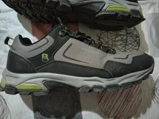 Calzado de montaña BORIKEN gris