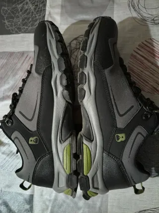 Calzado de montaña BORIKEN gris