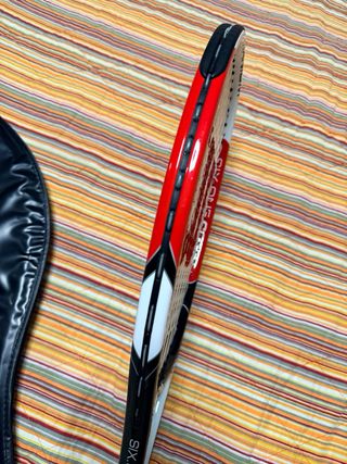 Raqueta de Tenis Wilson Titanium six one comp