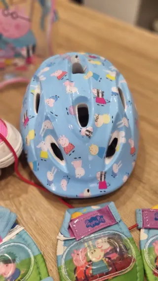 Patines HUDORA Talla 30-33 + Casco Peppa Pig