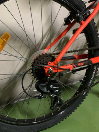 Bicicleta Rockrider Naranja 500 para niños